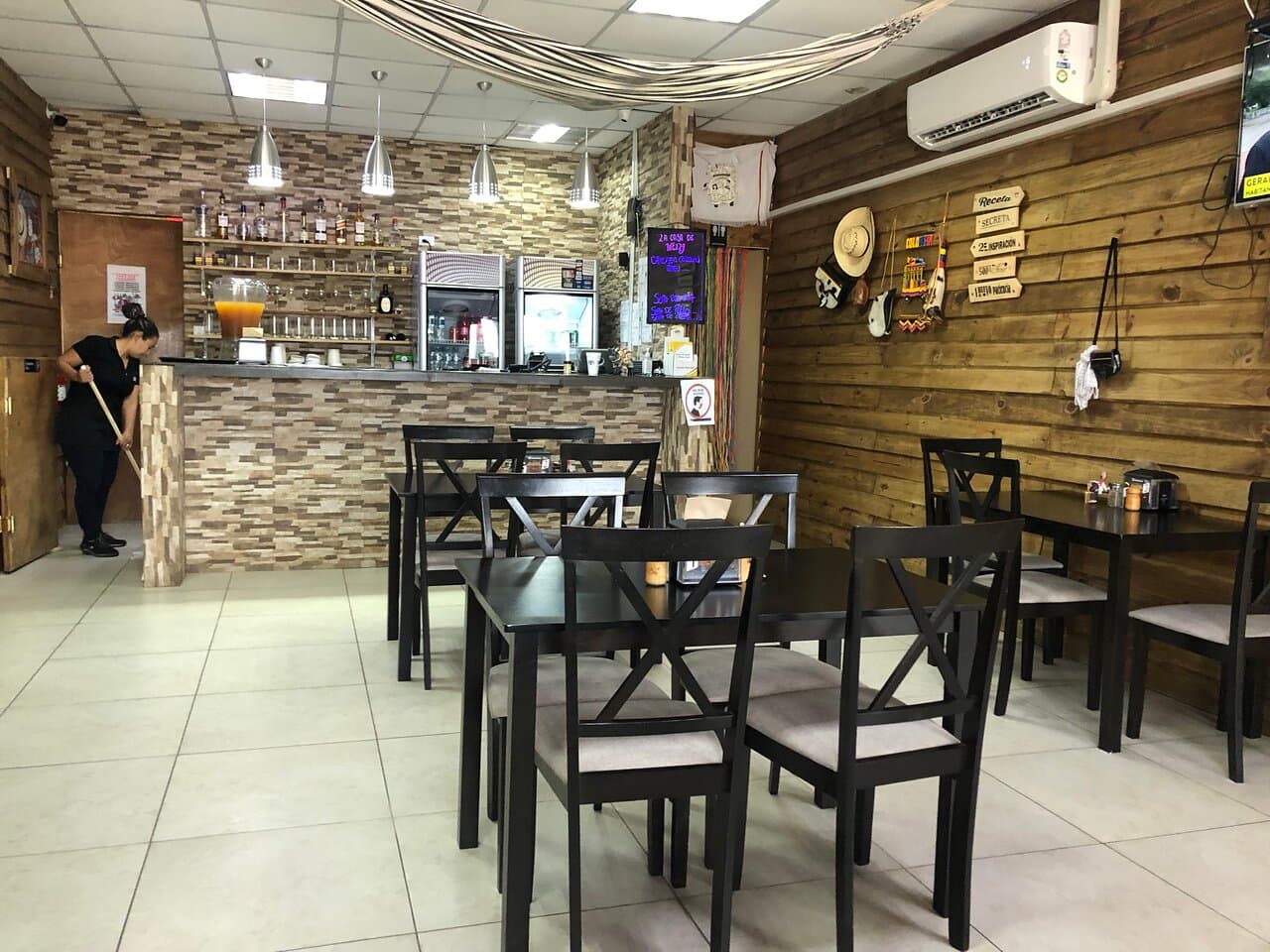 La Casa De Willy at TripAdvisor