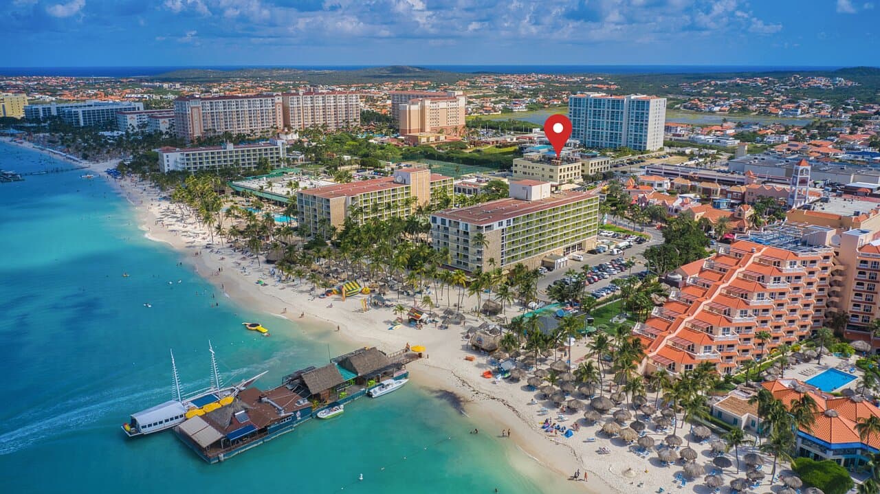 The Cove - condo Hotel is 2 min walking distance to famous Palm Beach