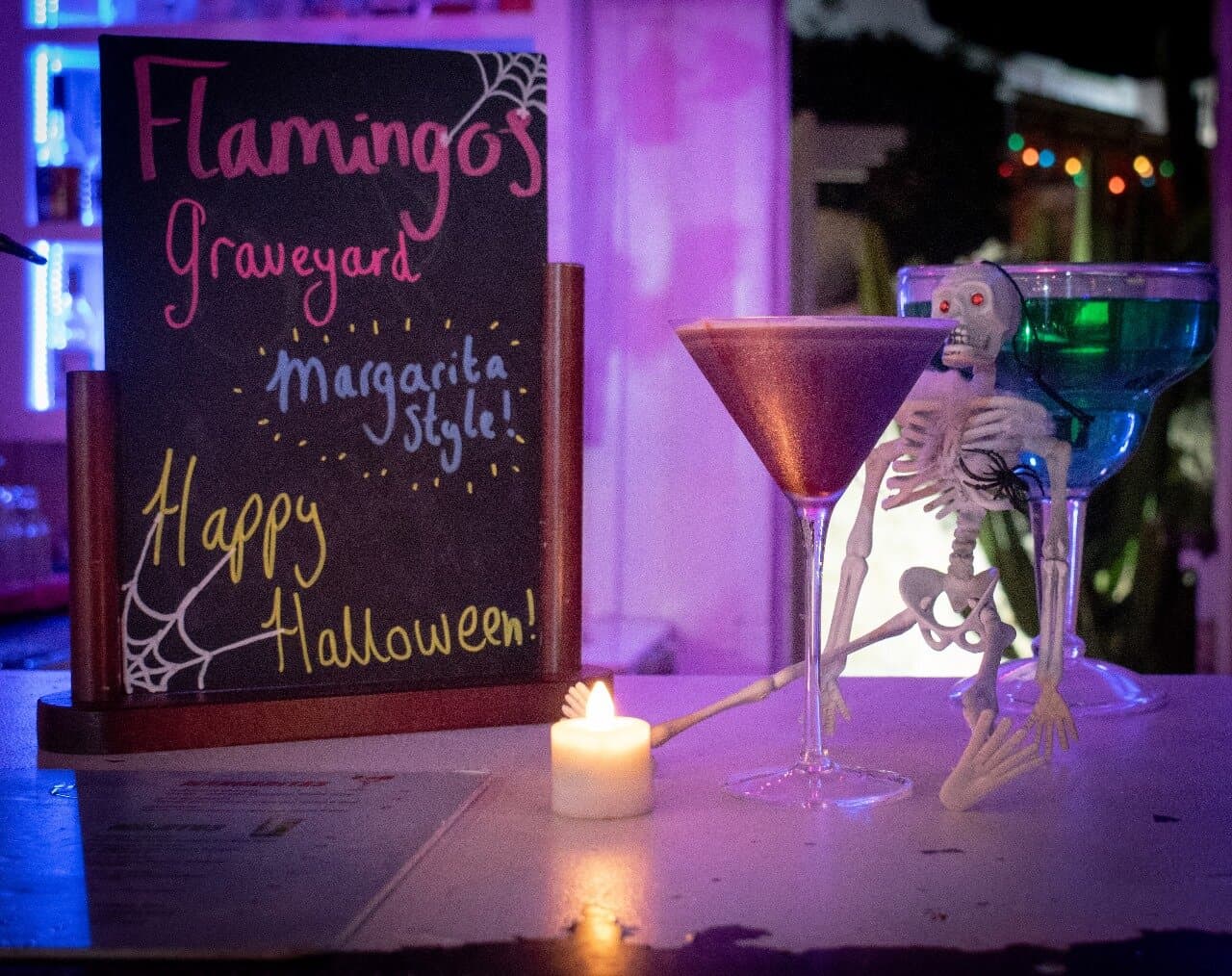 🍹🎃 Cheers to Halloween at Flamingo’s Cocktail Bar Aruba! Join us for a night of wicked cocktails, chilling vibes, and unforgettable Halloween fun! Whether you’re looking for a spooky drink or a cozy atmosphere, we’ve got you covered. Stop by and get into the spirit with us! 👻