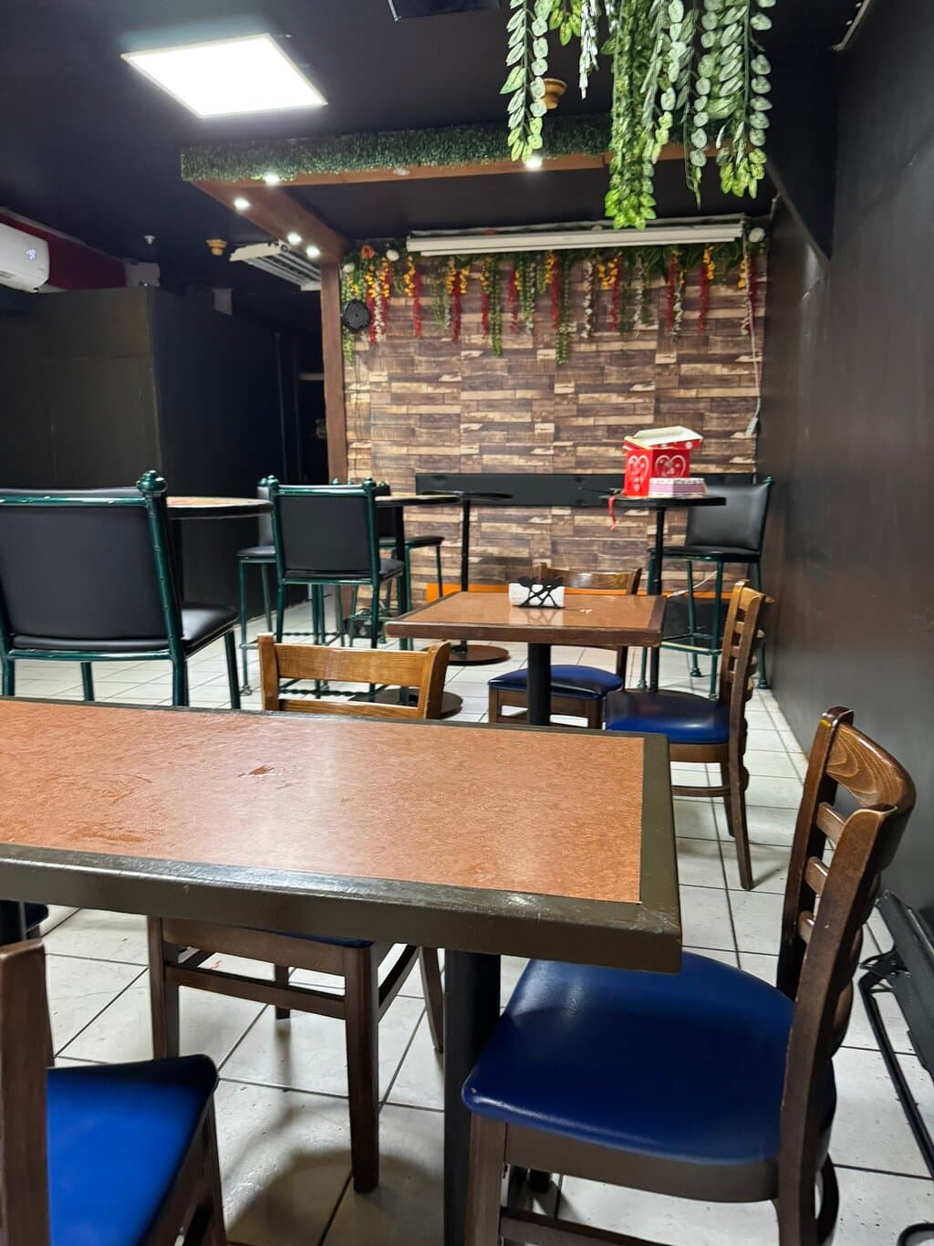 Deni's Kitchen at TripAdvisor